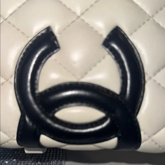 CHANEL Quilted Off White & Black Cambon Wallet with Chain - Picture 3 of 15